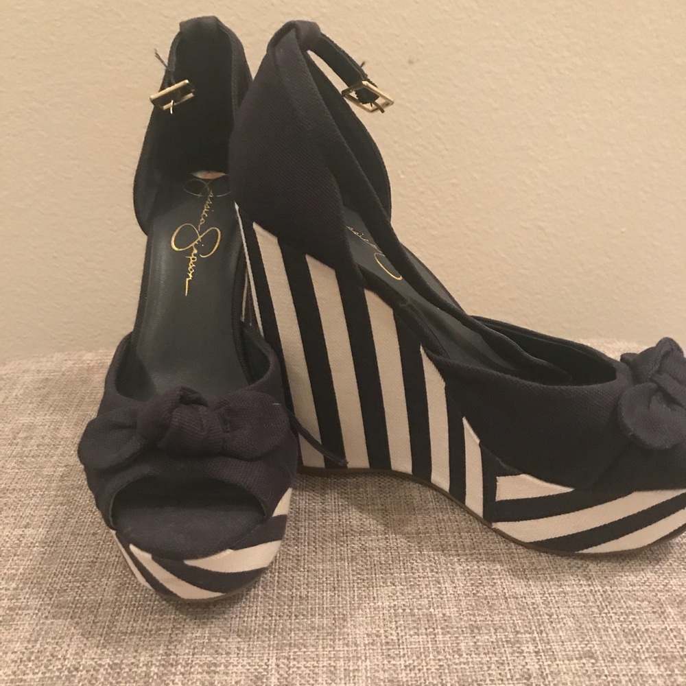 Jessica Simpson Wedges